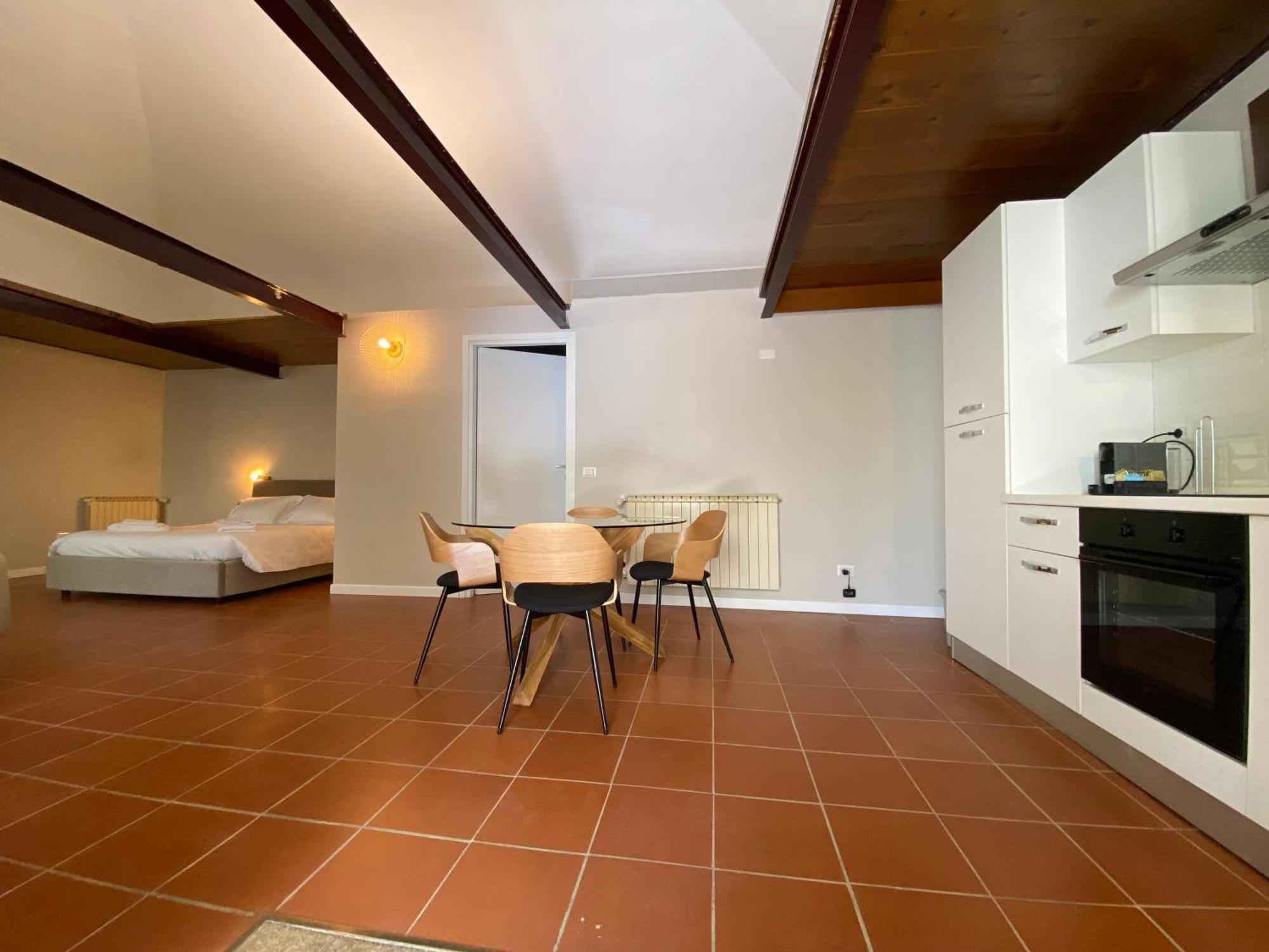 ורצ'לי Center One By Cinelli Apartment מראה חיצוני תמונה