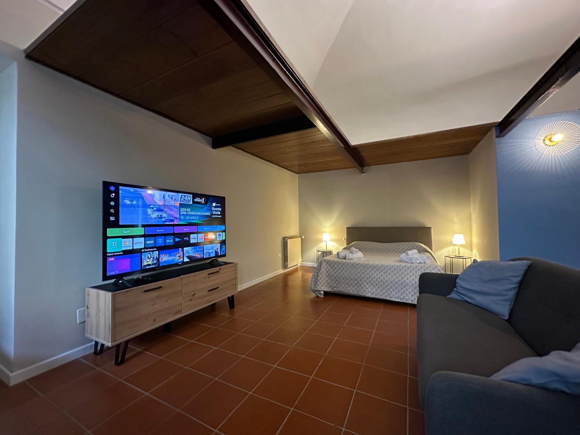 ורצ'לי Center One By Cinelli Apartment מראה חיצוני תמונה